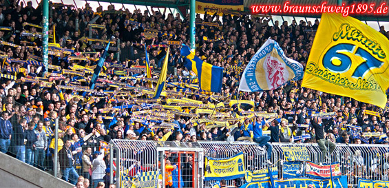 Eintracht Braunschweig vs SpVgg Unterhaching (3-0) (8)