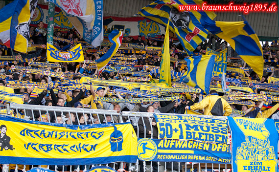Eintracht Braunschweig vs Wacker Burghausen (3-0) (1)