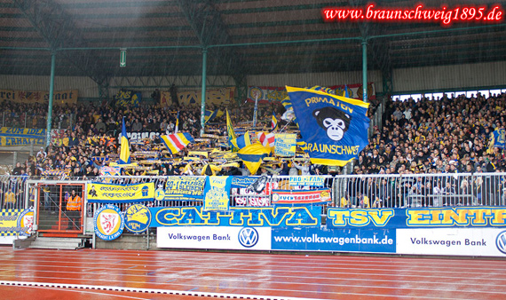 Eintracht Braunschweig vs Wacker Burghausen (3-0) (4)