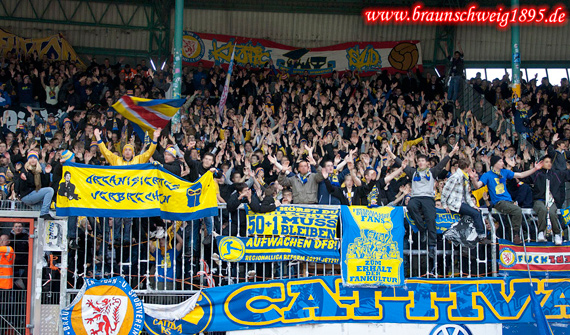 Eintracht Braunschweig vs Wacker Burghausen (3-0) (9)