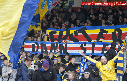 Eintracht Braunschweig vs SSV Jahn Regensburg (2-0) (3)