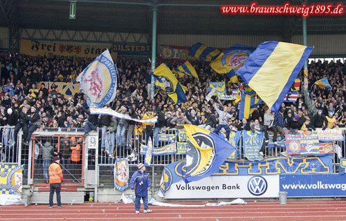 Eintracht Braunschweig vs SSV Jahn Regensburg (2-0) (4)