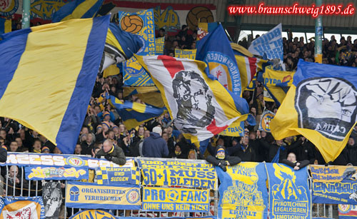 Eintracht Braunschweig vs SSV Jahn Regensburg (2-0) (13)