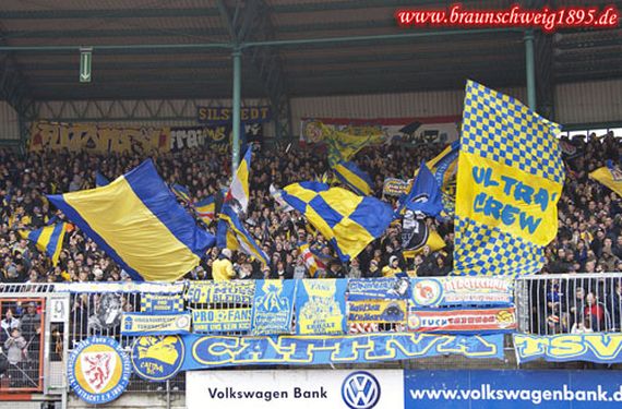 Eintracht Braunschweig vs VfR Aalen (2-0) (6)