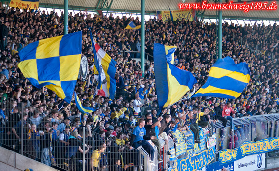 Eintracht Braunschweig vs FC Hansa Rostock (2-1) (17)