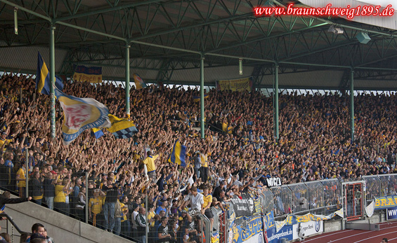 Eintracht Braunschweig vs SV Sandhausen (2-0) (9)