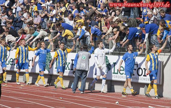 Eintracht Braunschweig vs VfB Stuttgart II (2-1) (16)