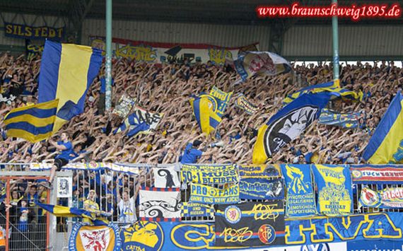 Eintracht Braunschweig vs 1. FC Heidenheim 1846 (4-0) (19)
