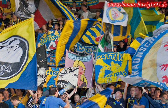 Eintracht Braunschweig vs FC Rot-Weiß Erfurt (4-0) (2)