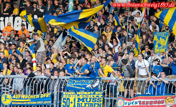 Eintracht Braunschweig vs FC Rot-Weiß Erfurt (4-0) (3)