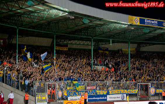 Eintracht Braunschweig vs FC Rot-Weiß Erfurt (4-0) (5)