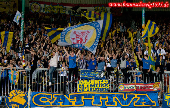 Eintracht Braunschweig vs FC Rot-Weiß Erfurt (4-0) (6)