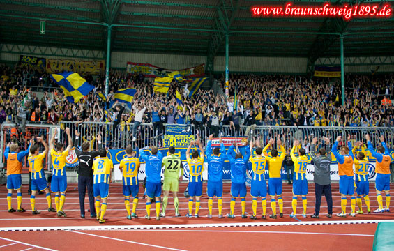 Eintracht Braunschweig vs FC Rot-Weiß Erfurt (4-0) (8)
