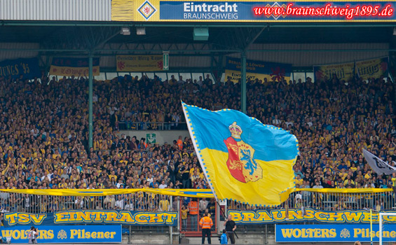 Eintracht Braunschweig vs TSV 1860 München (3-1) (1)