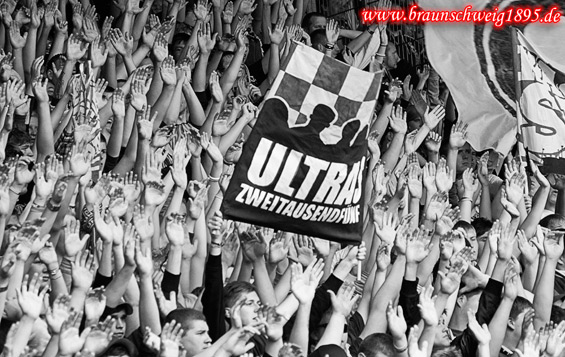 Eintracht Braunschweig vs TSV 1860 München (3-1) (17)