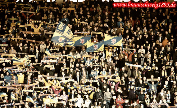 Eintracht Braunschweig vs Dynamo Dresden (0-2) (8)