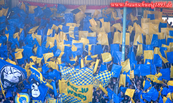 Eintracht Braunschweig vs Dynamo Dresden (0-2) (12)