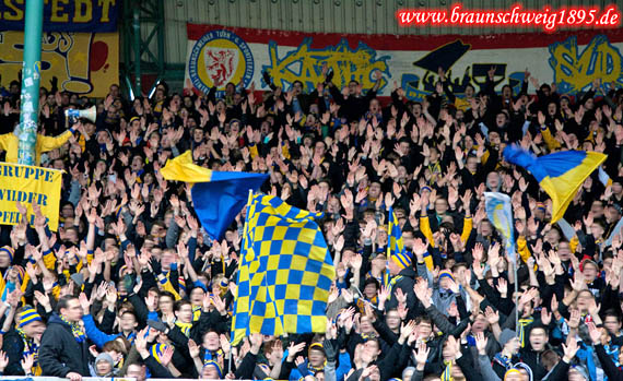 Eintracht Braunschweig vs VfL Bochum (4-0) (3)