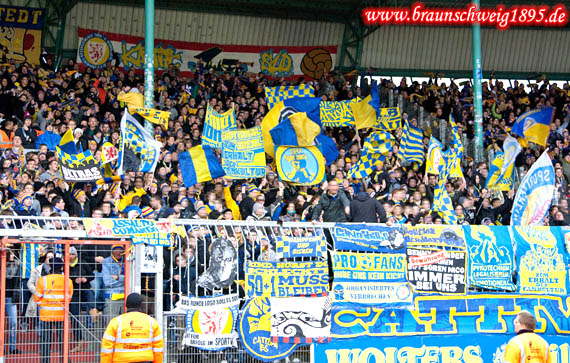 Eintracht Braunschweig vs VfL Bochum (4-0) (4)