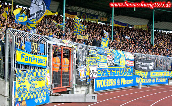 Eintracht Braunschweig vs VfL Bochum (4-0) (9)