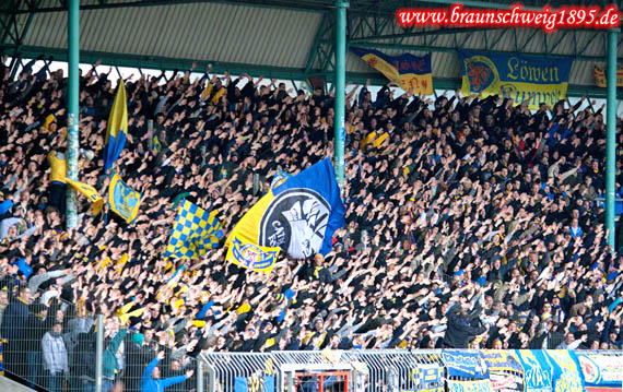 Eintracht Braunschweig vs VfL Bochum (4-0) (12)