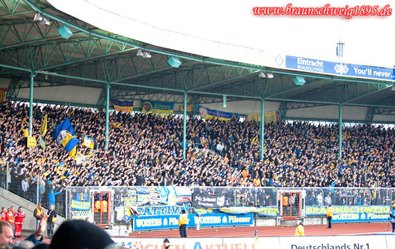 Eintracht Braunschweig vs VfL Bochum (4-0) (13)