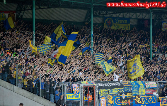 Eintracht Braunschweig vs FSV Frankfurt (0-0) (7)