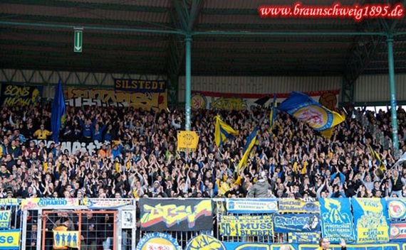 Eintracht Braunschweig vs SC Paderborn (0-0) (10)