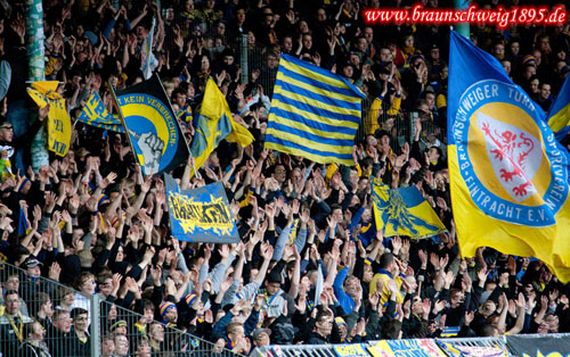 Eintracht Braunschweig vs SC Paderborn (0-0) (12)