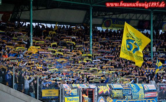 Eintracht Braunschweig vs SC Paderborn (0-0) (15)