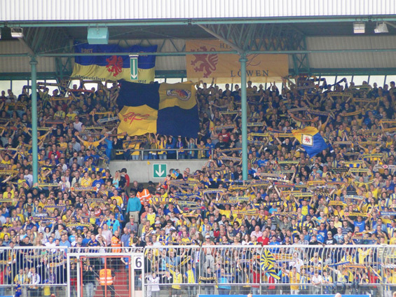 Eintracht Braunschweig vs Eintracht Frankfurt (0-3) (2)