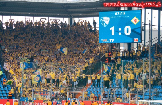VfL Bochum vs Eintracht Braunschweig (2-0) (9)