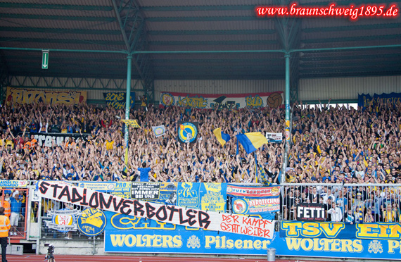 Eintracht Braunschweig vs FC St. Pauli (1-0) (5)