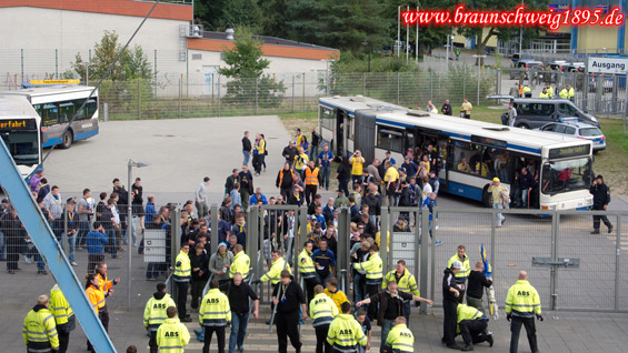 FC Hansa Rostock vs Eintracht Braunschweig (0-0) (1)