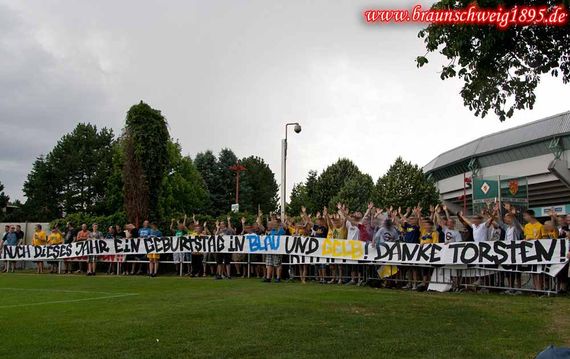 Eintracht Braunschweig vs 1. FC Köln (1-0) (13)