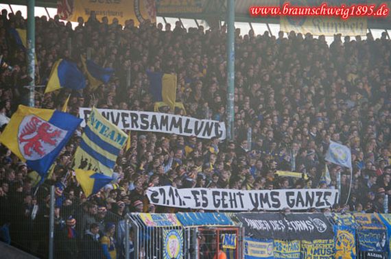 Eintracht Braunschweig vs FC Ingolstadt 04 (3-0) (11)