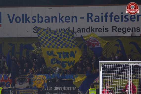 SSV Jahn Regensburg vs Eintracht Braunschweig (0-1) (3)