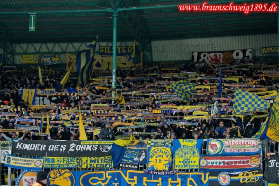 Eintracht Braunschweig vs Dynamo Dresden (2-1) (1)