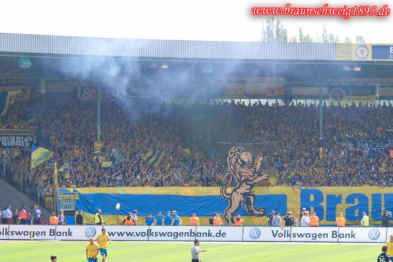Eintracht Braunschweig vs FSV Frankfurt (2-2) (10)