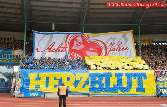 Eintracht Braunschweig vs SSV Jahn Regensburg (1-0) (6)