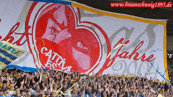 Eintracht Braunschweig vs SSV Jahn Regensburg (1-0) (11)
