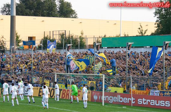 VfB Lübeck vs Eintracht Braunschweig (0-3) (4)