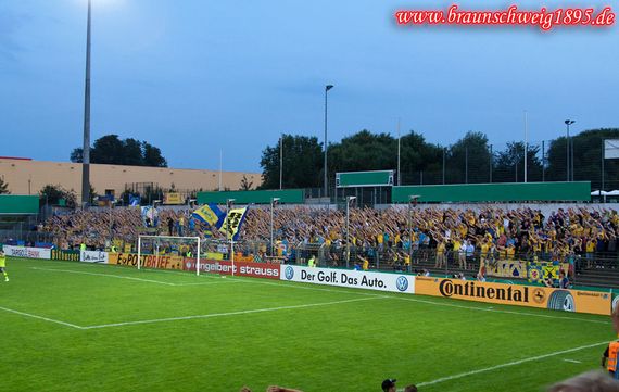 VfB Lübeck vs Eintracht Braunschweig (0-3) (13)