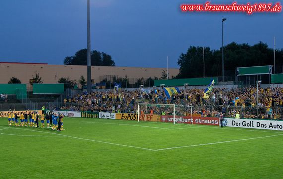VfB Lübeck vs Eintracht Braunschweig (0-3) (15)