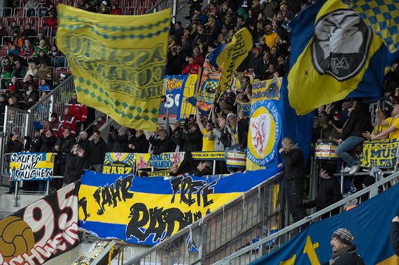 FC Augsburg vs Eintracht Braunschweig (4-1) (4)