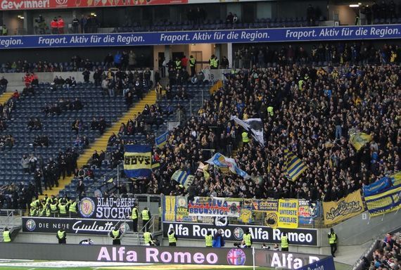 Eintracht Frankfurt vs Eintracht Braunschweig (3-0) (4)