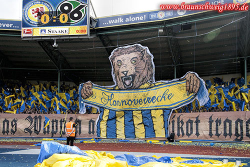 Eintracht Braunschweig vs Hannover 96 (3-0) (13)