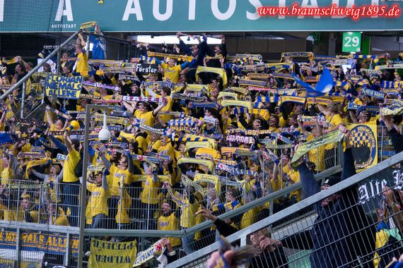 VfL Wolfsburg vs Eintracht Braunschweig (2-0) (22)