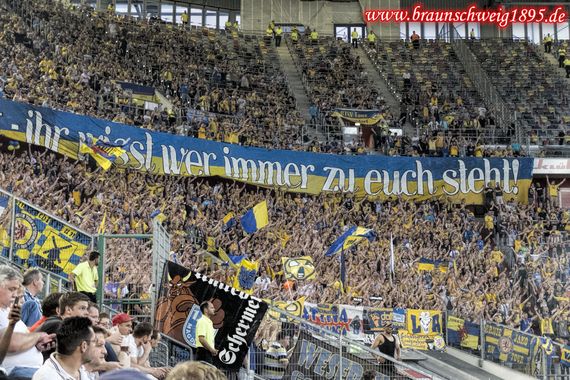Fortuna Düsseldorf vs Eintracht Braunschweig (2-2) (10)