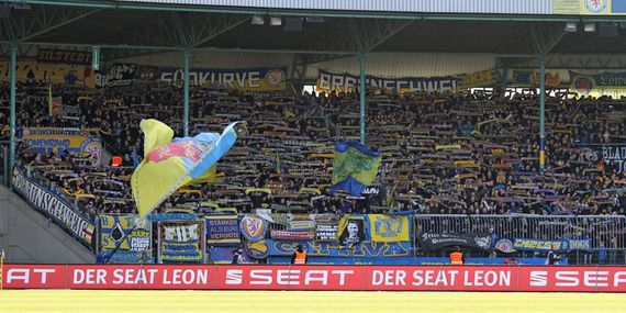 Eintracht Braunschweig vs 1. FC Kaiserslautern (0-2) (3)